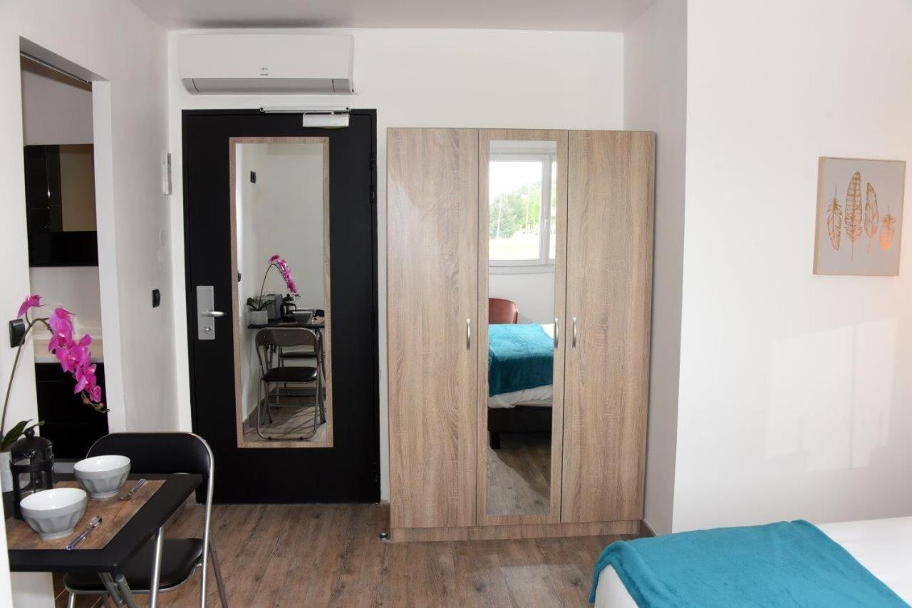 Home Place Apartments - Langon Sauternes 外观 照片